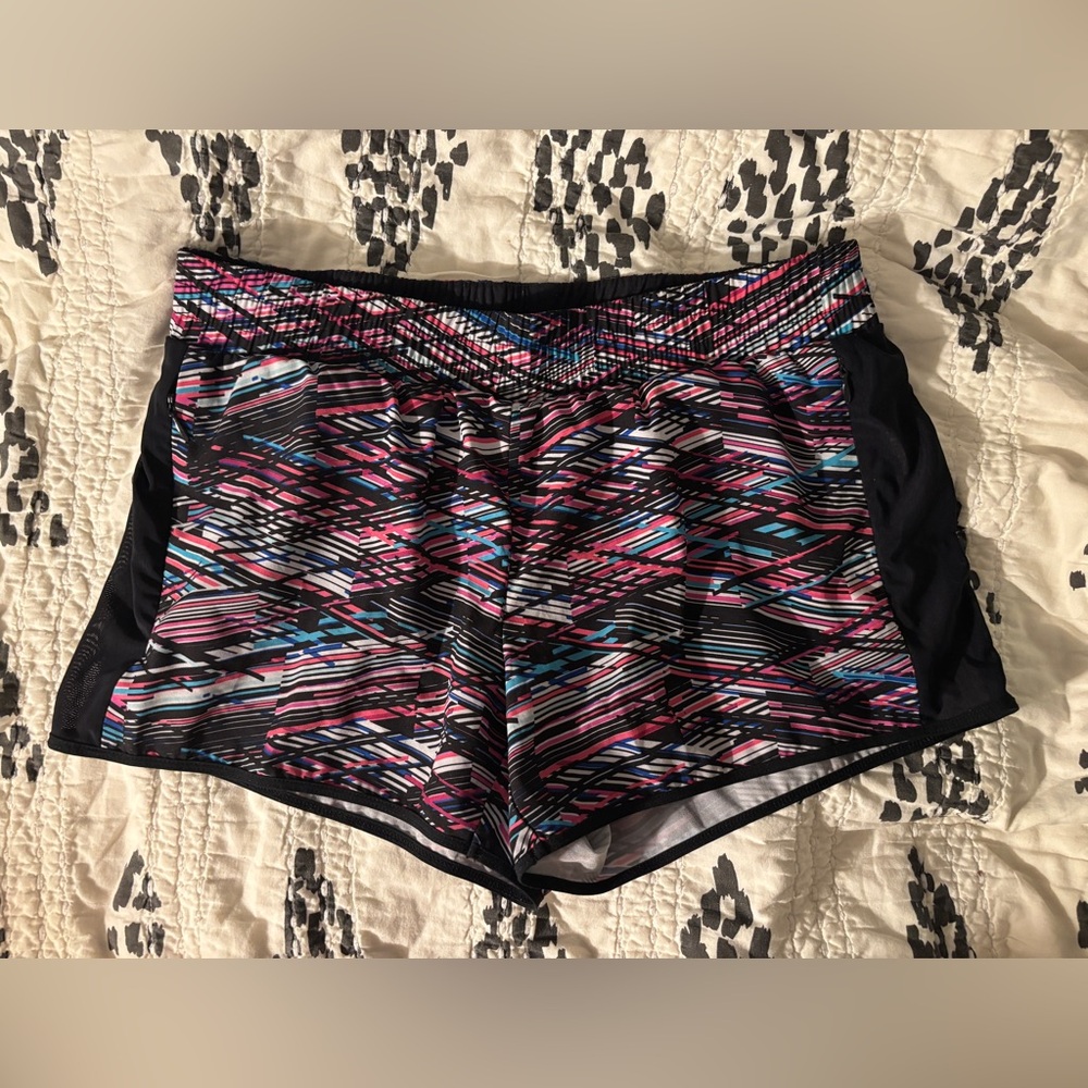 Vintage Fabletics Women's Multicolor 2-in-1 Shorts